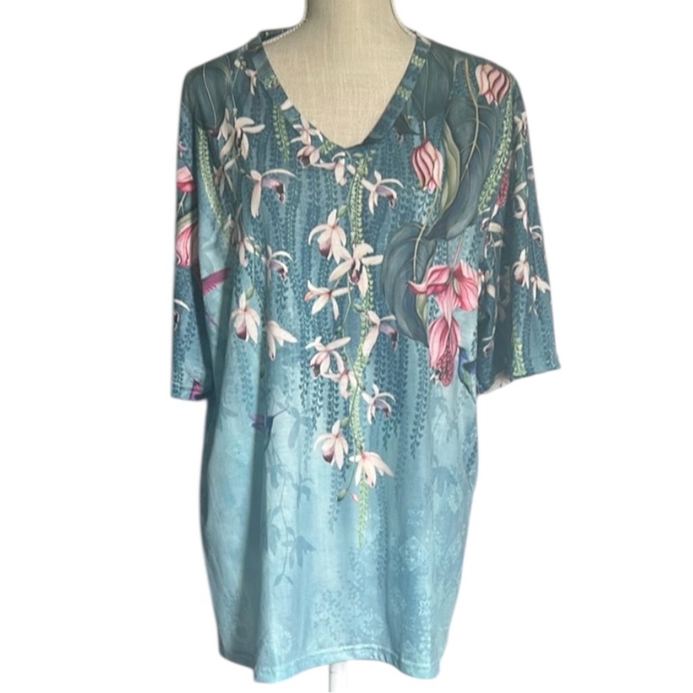 Hummingbird Floral Graphic Print V-Neck T-Shirt Short Sleeve Blue Pink White 2XL - Picture 2 of 12